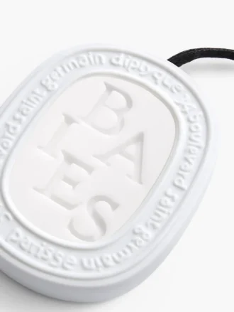 Baies (bayas) – vela ovalada